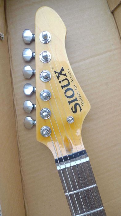 Gitara elektryczna SIOUX Vintage nowa Made in Indonesia + pokrowiec