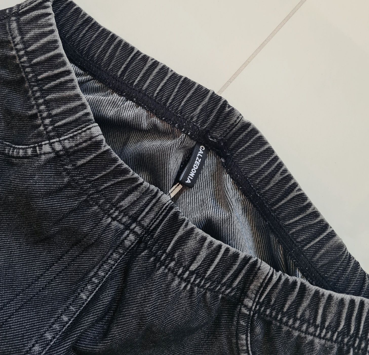 Calzedonia jeansowe spodnie tregginsy z naszywkami S