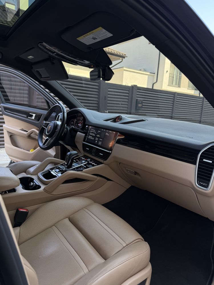 Porsche  cayenne matrix