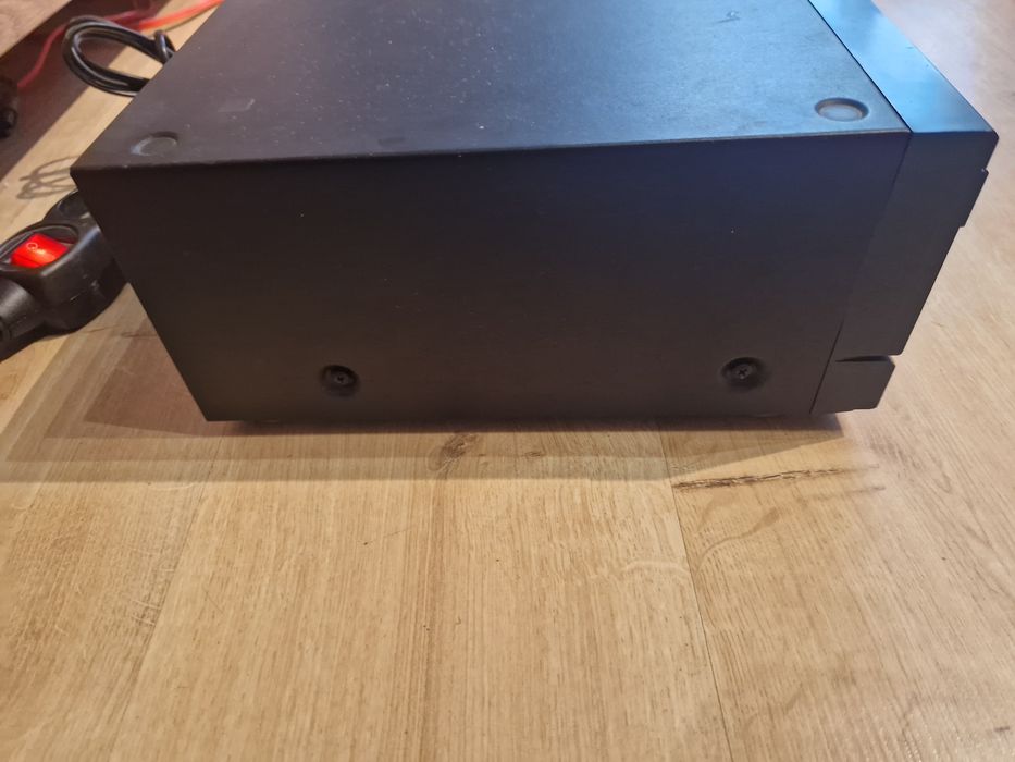 Magnetofon Schneider 6100 DC