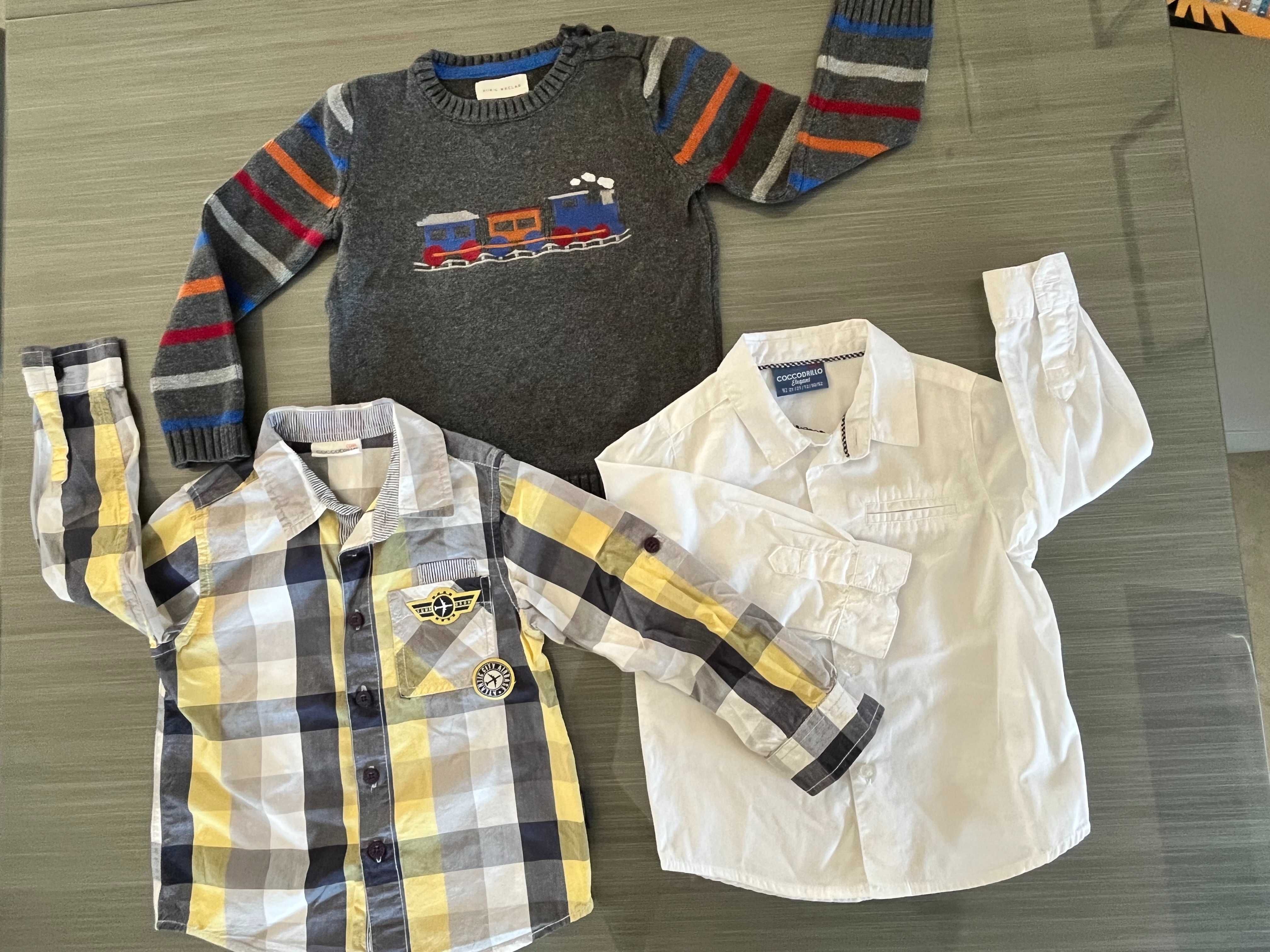 Sweterek i dwie markowe koszule dziecięce - jak nowe