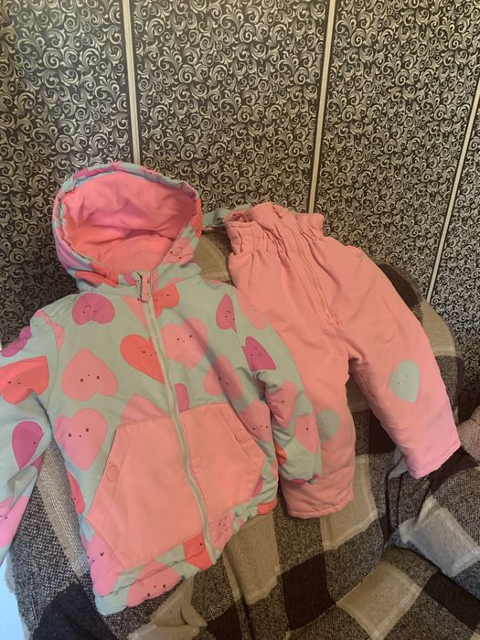 Верхній одяг,дівчинка 2-3 рочки