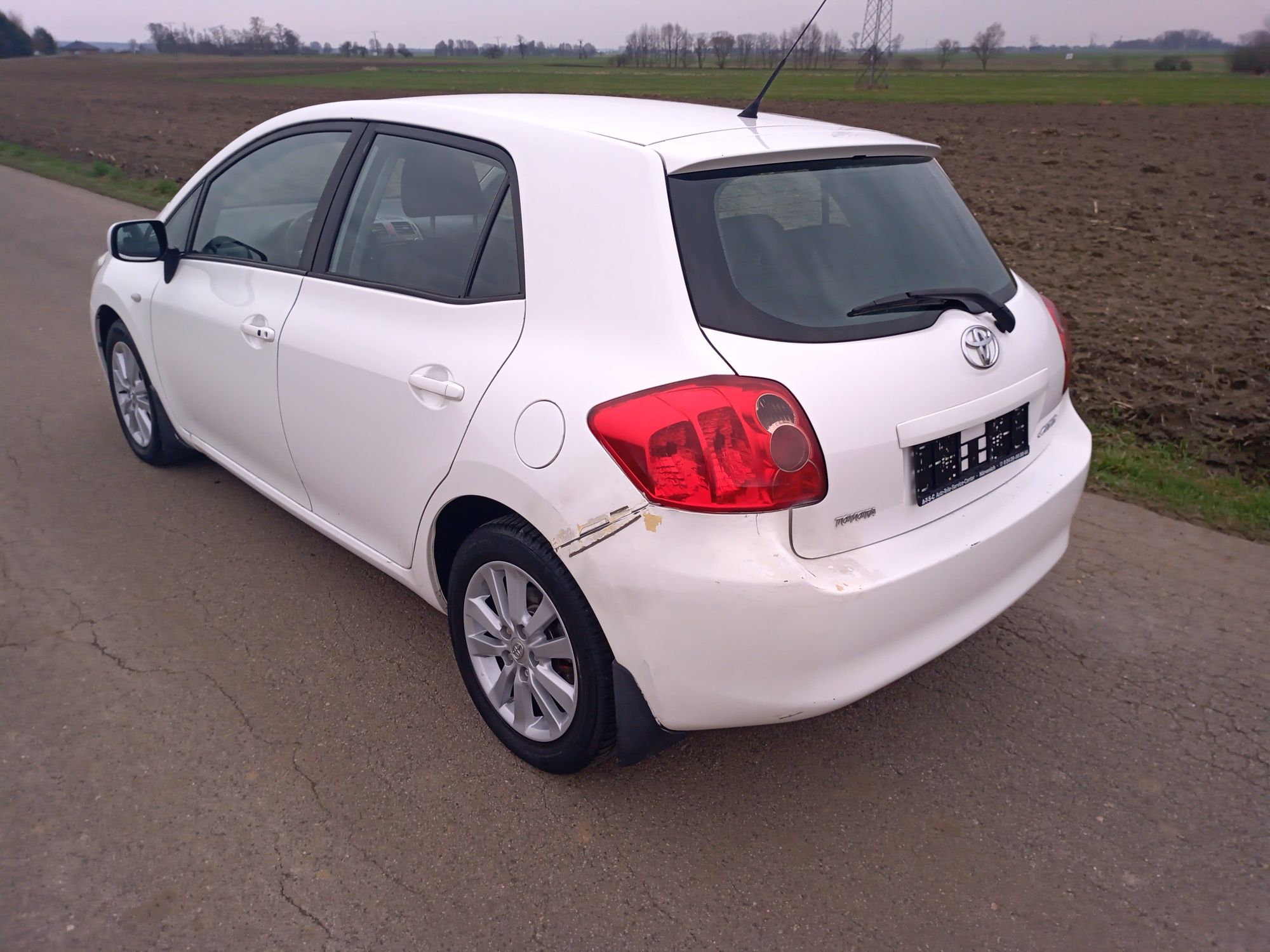 Toyota Auris 1.6 benzyna Xenon,temp,klima itp.z Niemiec 2009r.