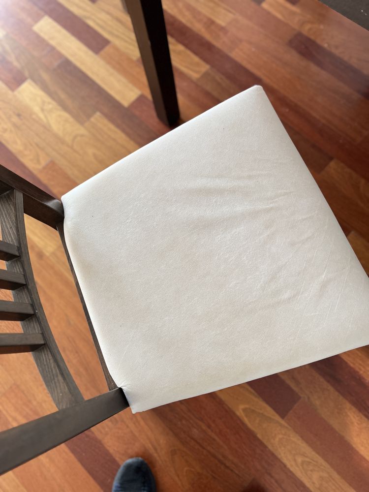 rozkładany stół + 4 krzesła ciemny brąz