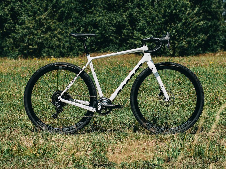 Rower gravel ACCENT FREAK CARBON APEX biały ,  rozmiary