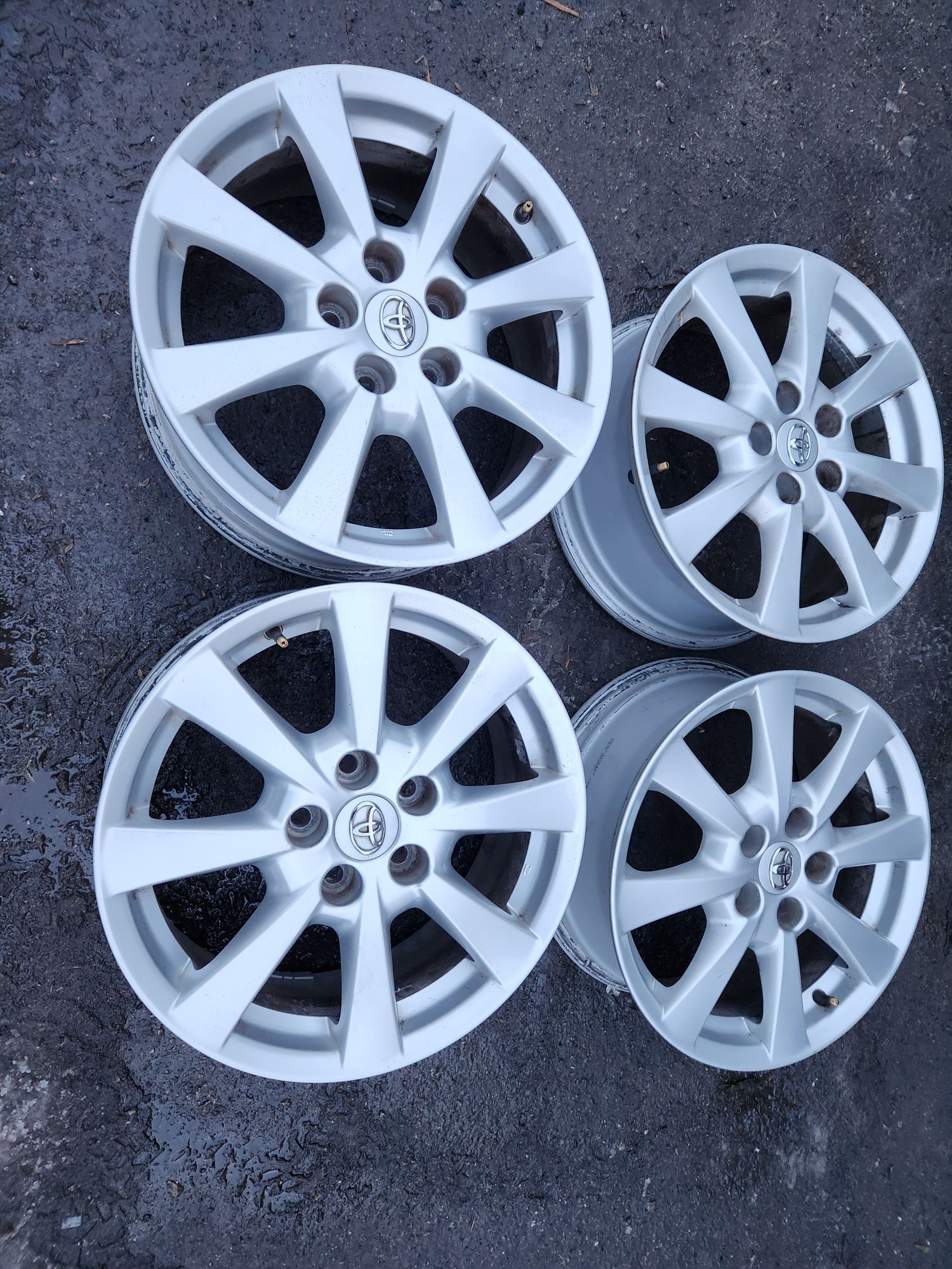 56*Ориг диски Toyota r17 5×114.3 Camry Rav4 Avensis Avalon Corola