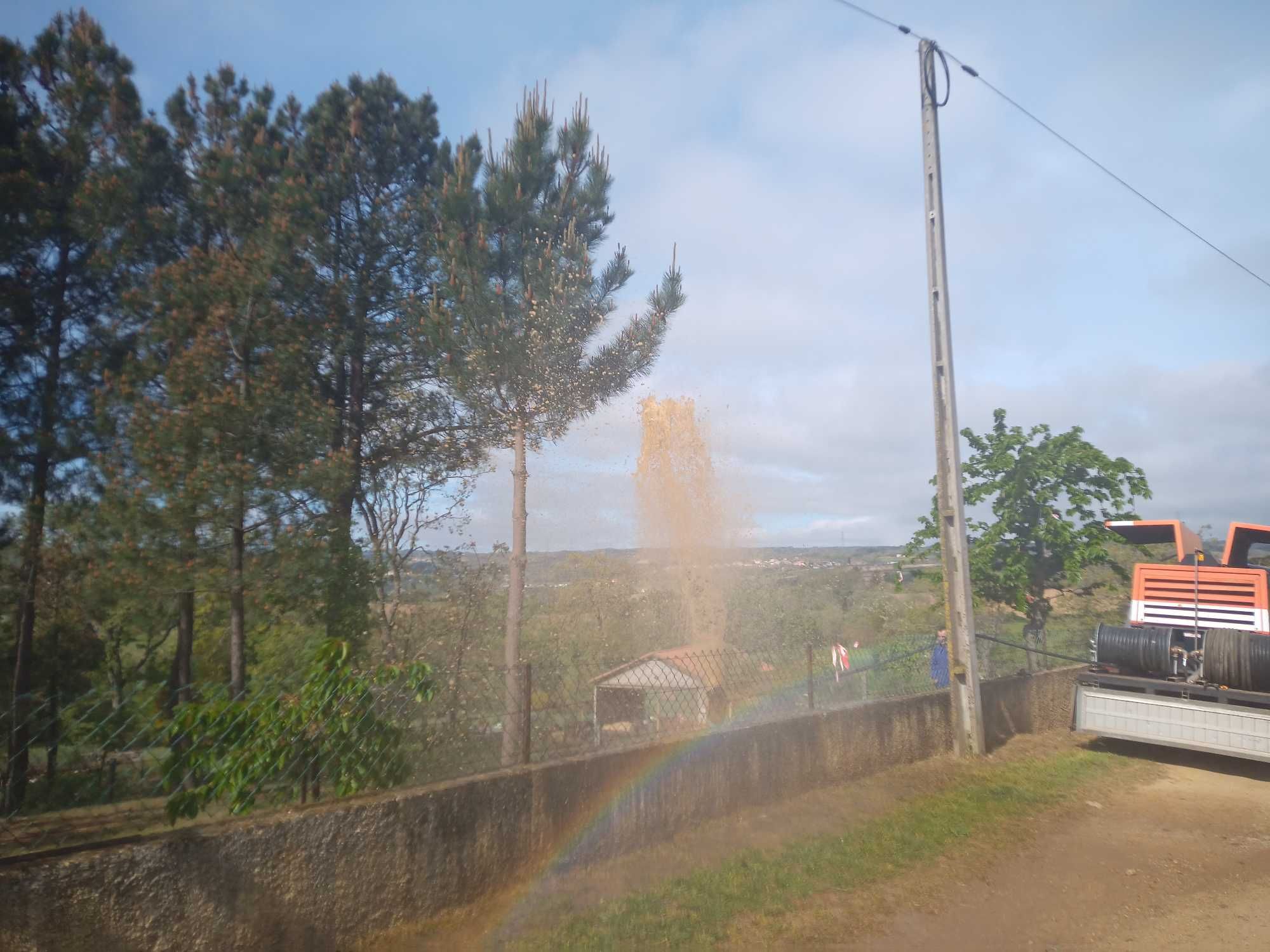 Limpeza e desinfecção de furos de água