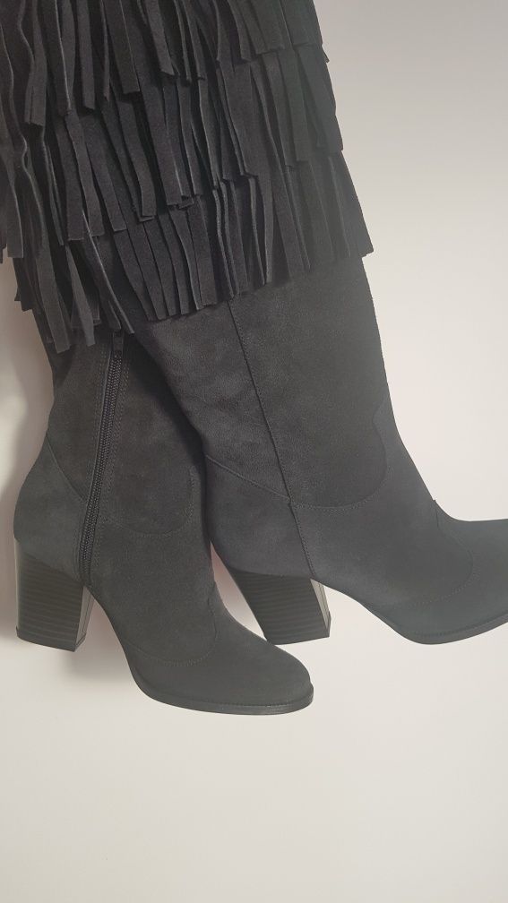 Trussardi Jeans nowe kozaki z frędzlami zamszowe rozmiar 35