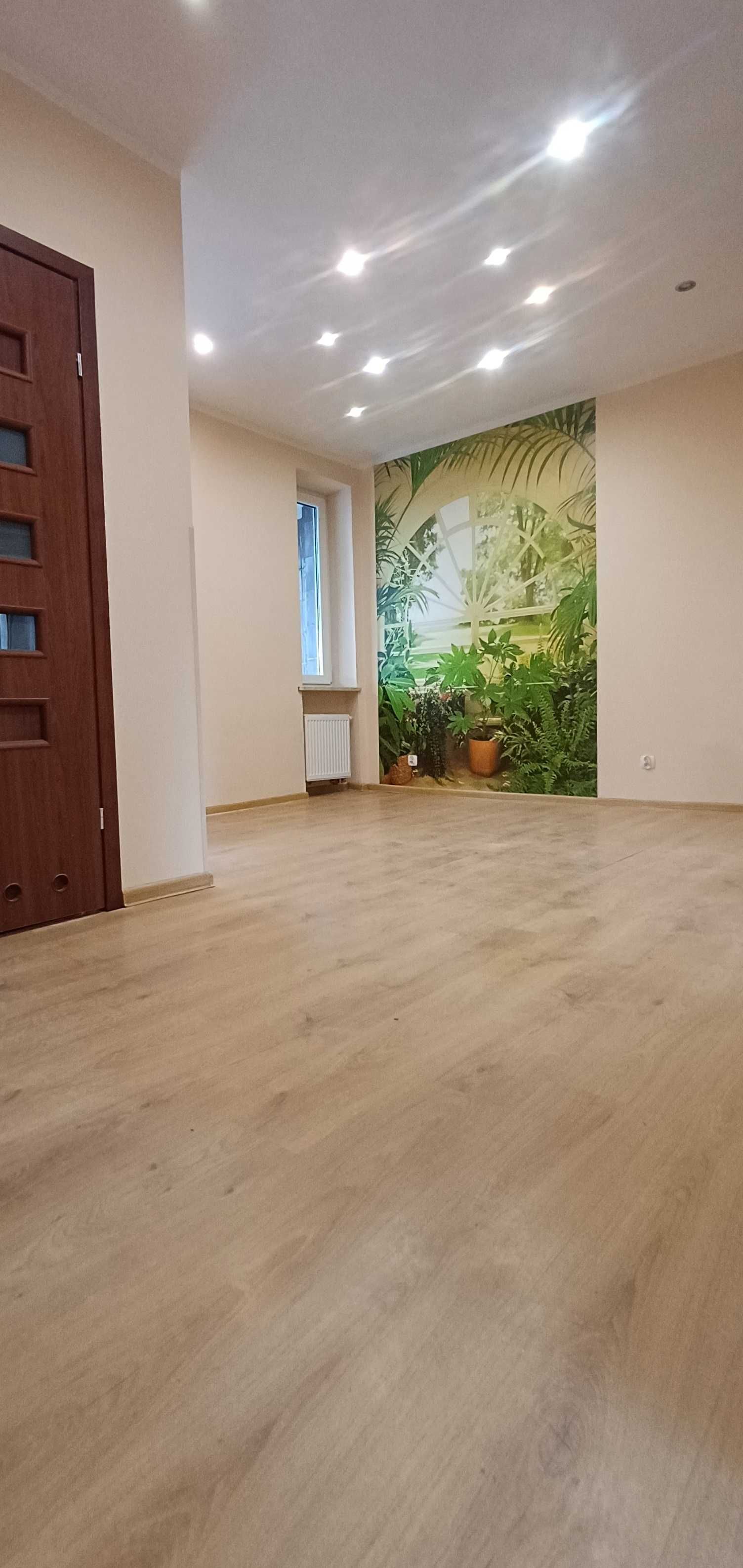 Lokal na wynajem, 80m2 na biura, gabinety. Parter, parking.