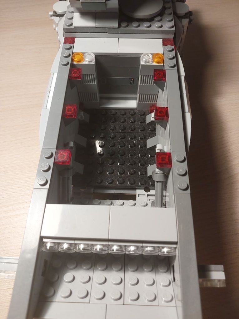 Lego transporter najwyższego porządku