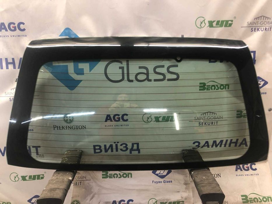 X-Trail T30 заднее стекло крышки багажника, Ляда, Nissan , XTrail 01-0