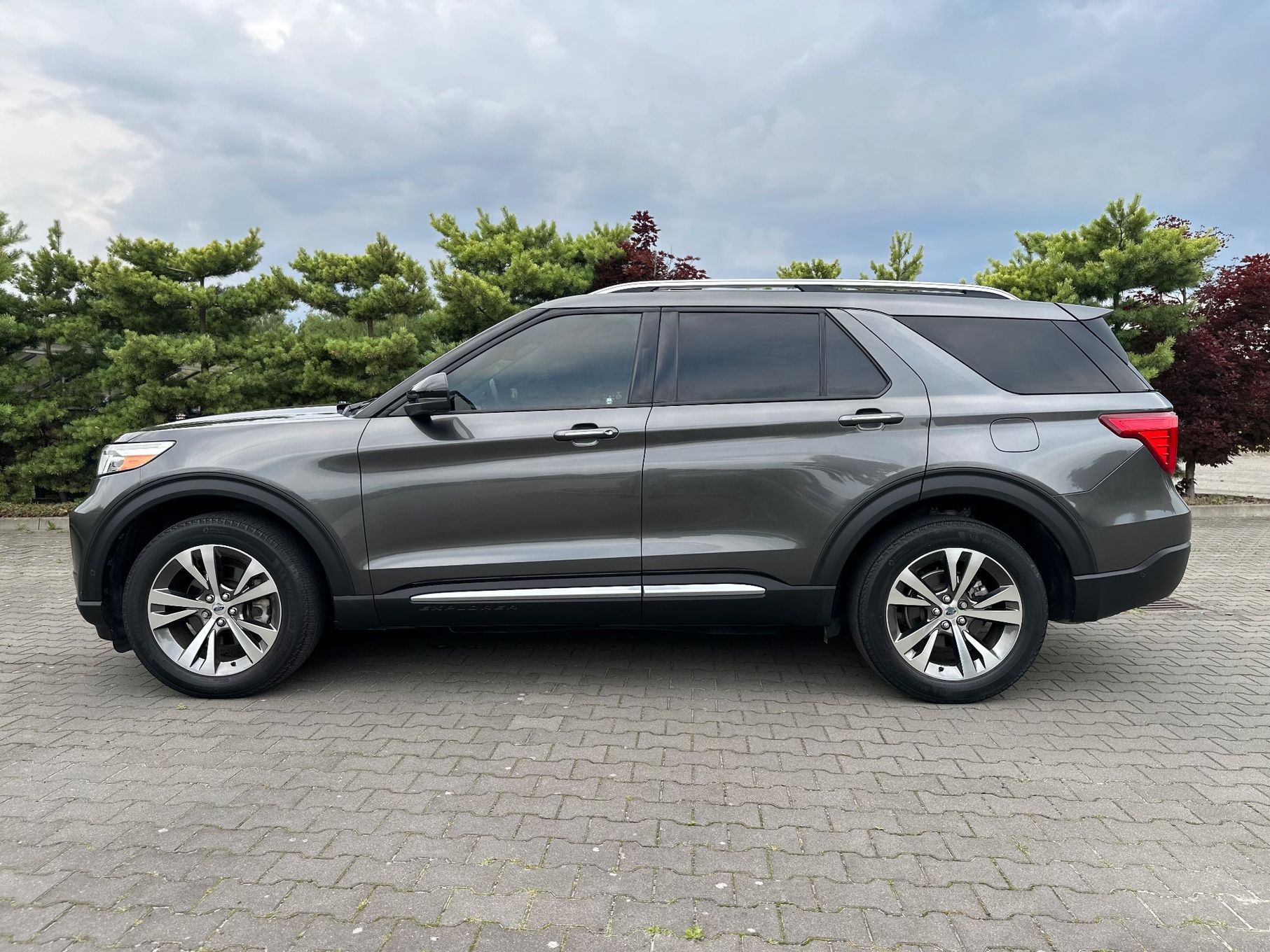 Ford Explorer PLATINUM 3.0 Benzyna V6 365KM 4x4 6os Kam360 BangO Masaże F-VAT 23%