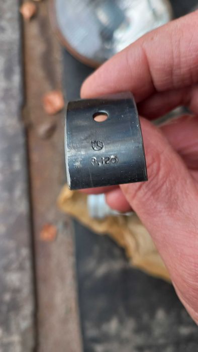 продам фары на 2101, вкладыши коренные ремонтные 1.25