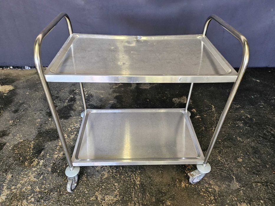 Carro de serviço em inox