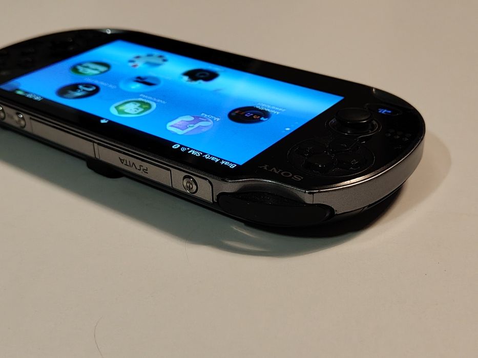 Konsola Sony psVita PlayStation ps Vita gra FIFA