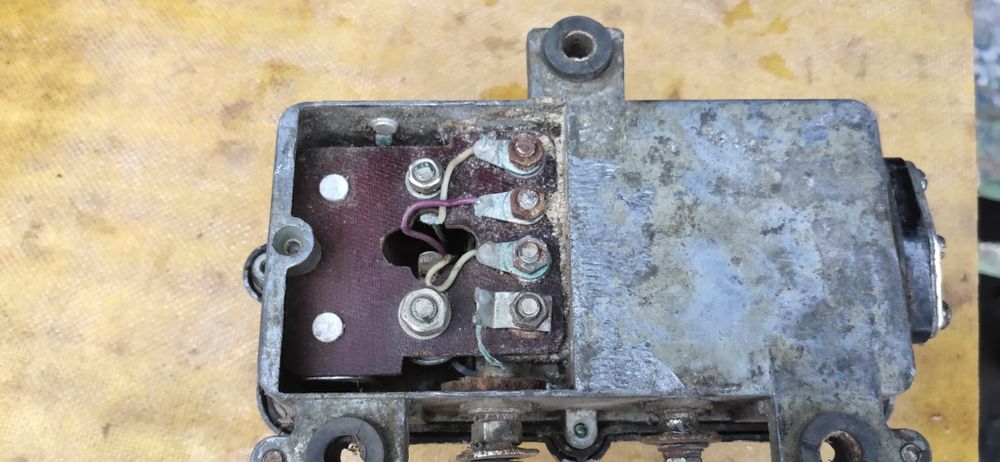 Коммутатор реле Ваз, Зил, может и трактор