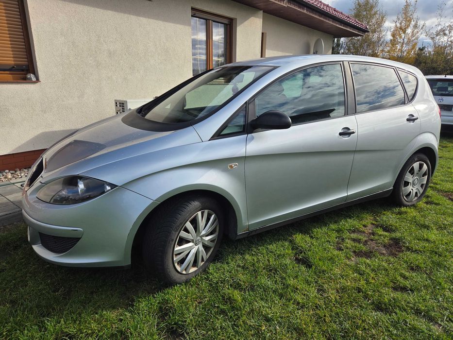 Seat Altea  Maska zderzak Lampy Drzwi  L57Y