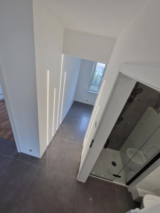 Kompleksowe wykończenia wnętrz oraz docieplenie pianą pur.