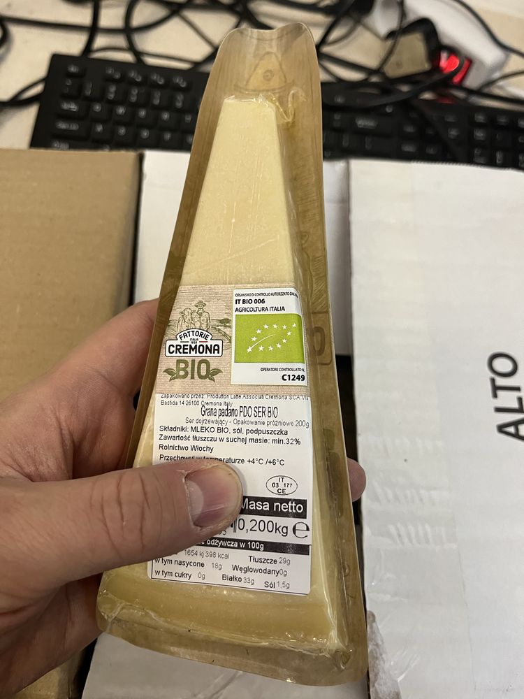 Ser parmezan Grana Padano Bio Fattorie Cremona 20x200g (4kg)