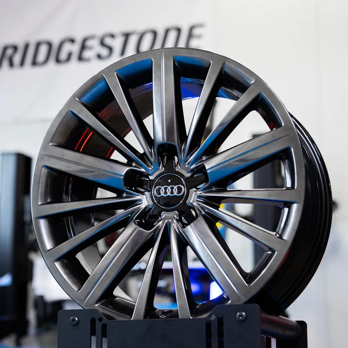 ORYGINALNE Felgi Audi 18" A4 A5 A6 A7 A8 Q3 Q5 Q7