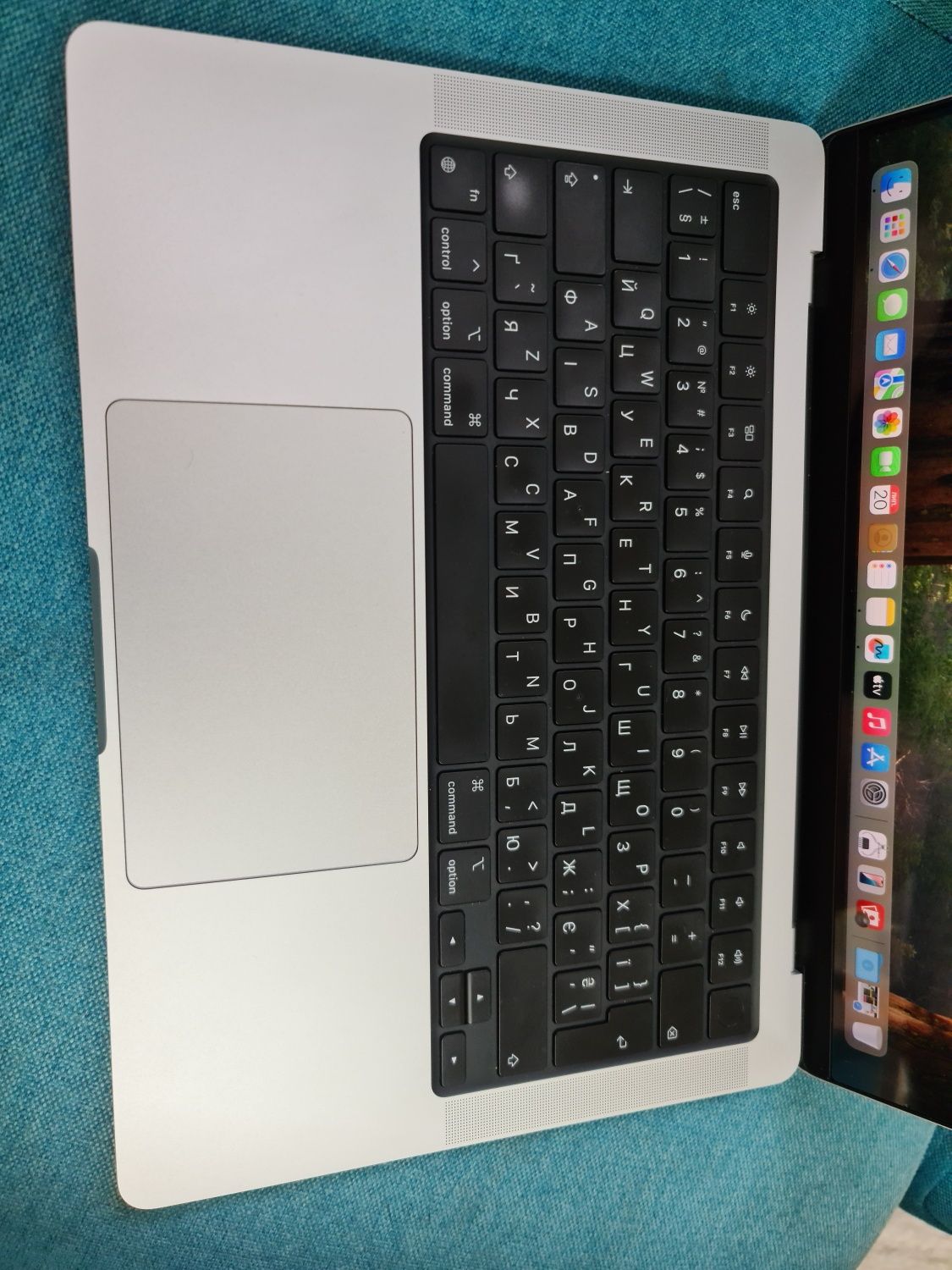 Macbook pro m3 8/256 як новий