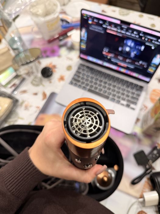 Dyson оригінал, практично не користувалась