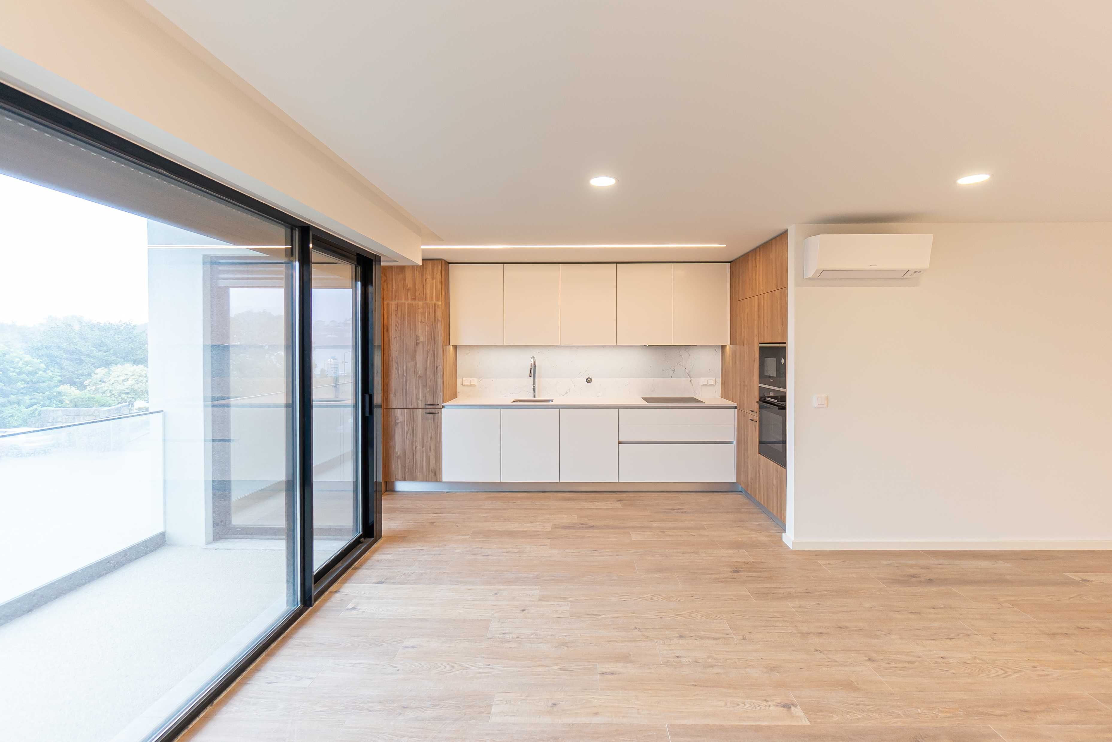 Apartamento T3 próximo ao ArrábidaShopping