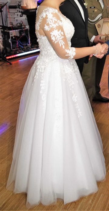 Suknia ślubna biała piękny wzór na szczupłą dziewczynę S/M