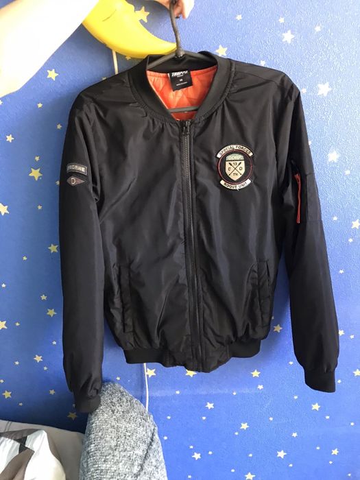 Бомпер на хлопчика 14 років