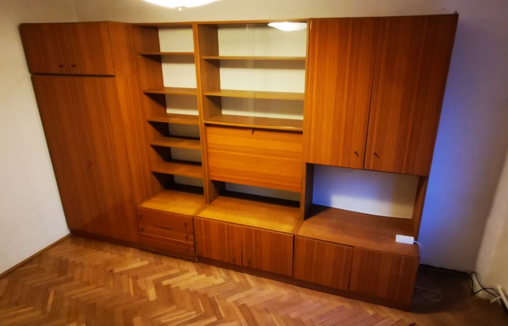 Meblościanka PRL z ok 1970r nigdy nie rozebrana