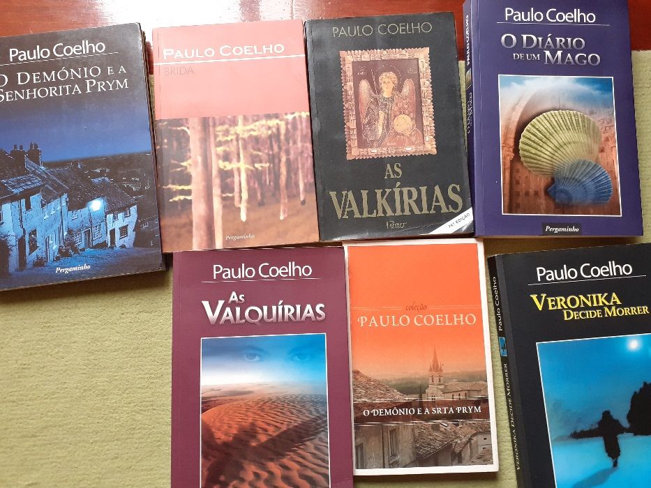 Sete livros Paulo Coelho como novos