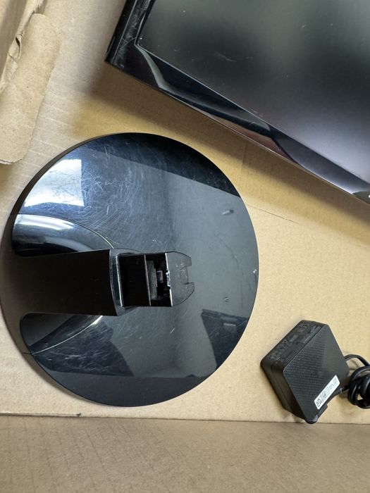 Monitor Samsung CF390 24 cele zakrzywiony wszystko sprawne bez wypaleń
