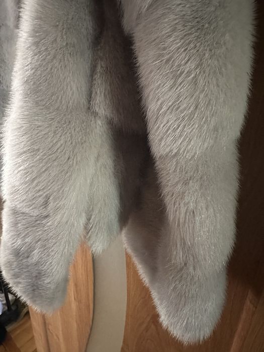 Шикарный норковый полушубок с капюшоном