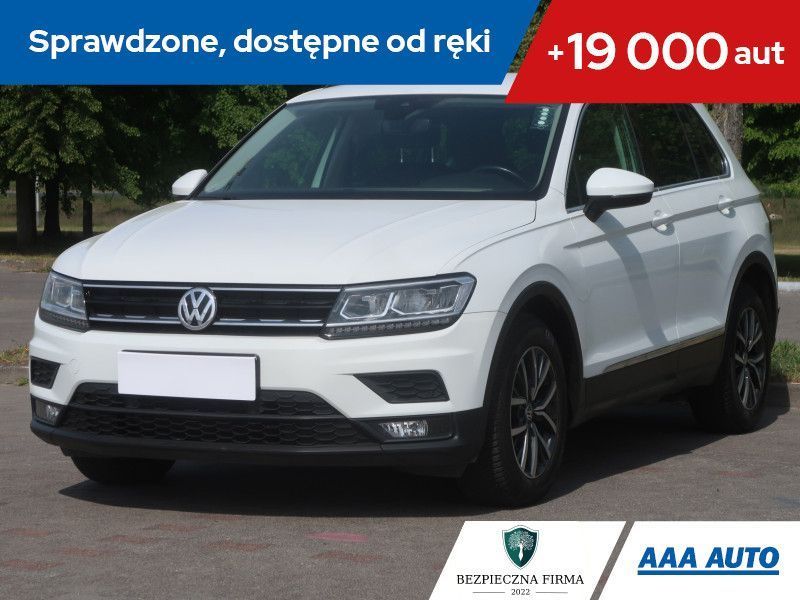 Volkswagen Tiguan 1.5 TSI Trendline , Salon Polska, Serwis ASO, DSG, Navi, Klimatronic,