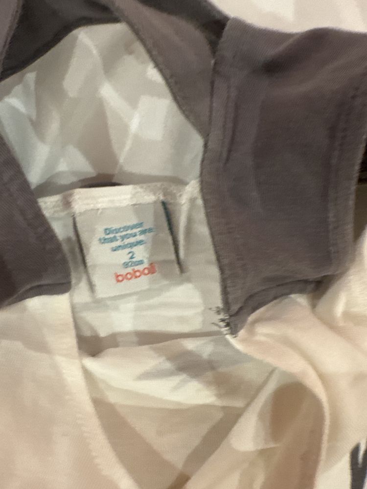 Vestido com tapa fralda