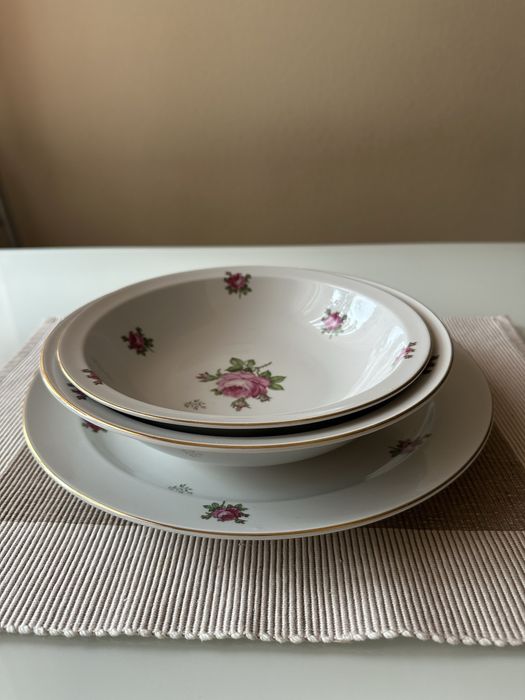 Фарфор из ГДР.  Столовый сервиз