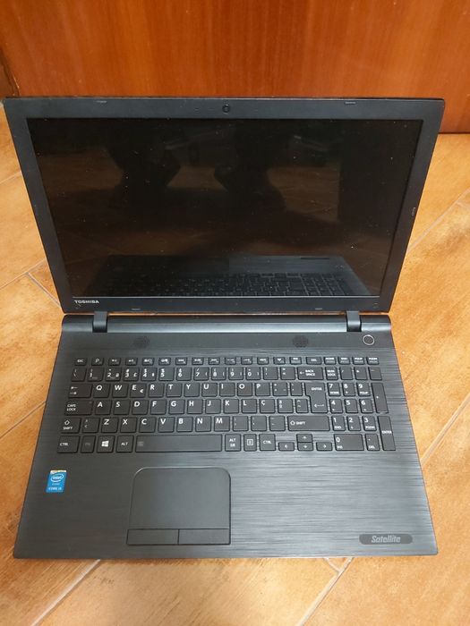 Portátil Toshiba C55-c- Intel i5