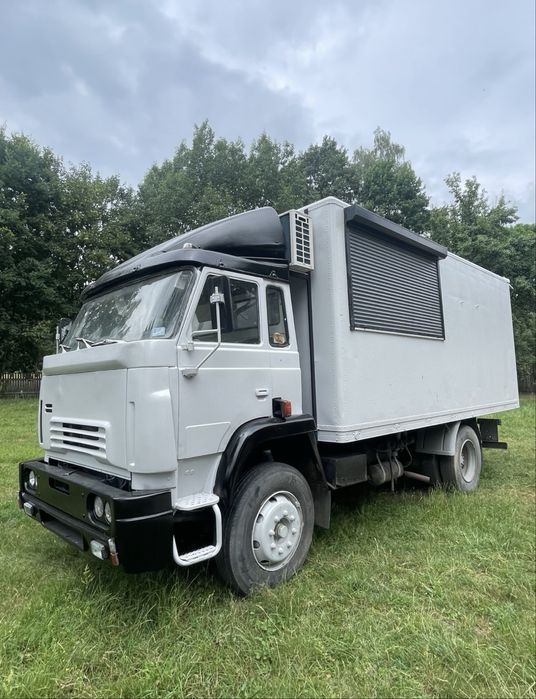 Foodtruck pizza piec opalany drewnem food truck