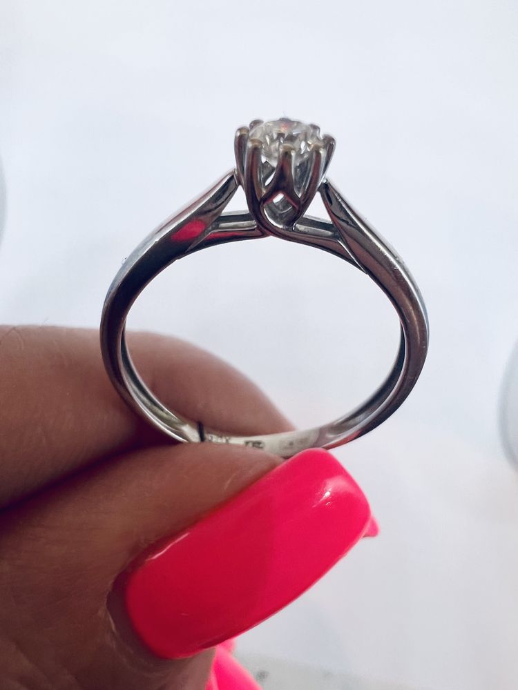 Шикарное золотое кольцо с бриллиантом 0,18ct красное золото 585 проба