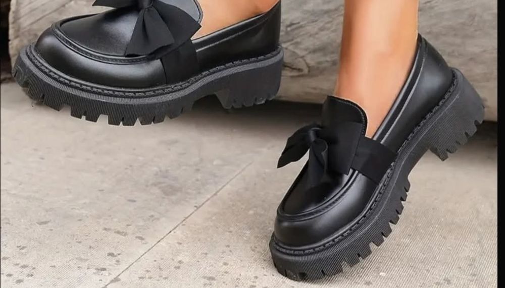 Nowe mokasyny damskie 39. 48zl