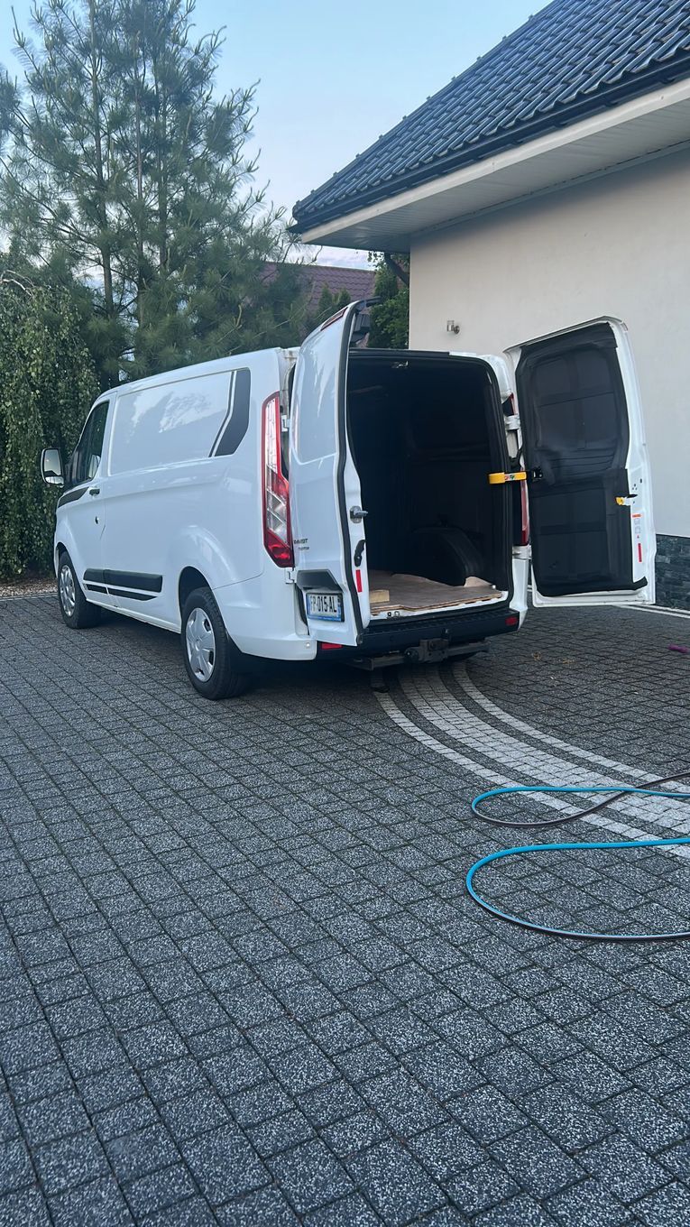 Ford Transit Custom samochód w idealnym stanie