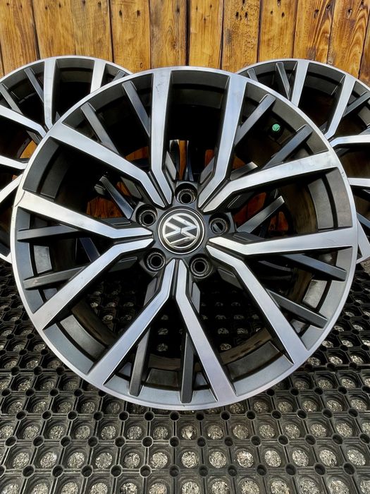 Диски 5/112 r17 VW оригінал
