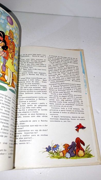 A Colina dos Anõezinhos - Contos clássicos Editora