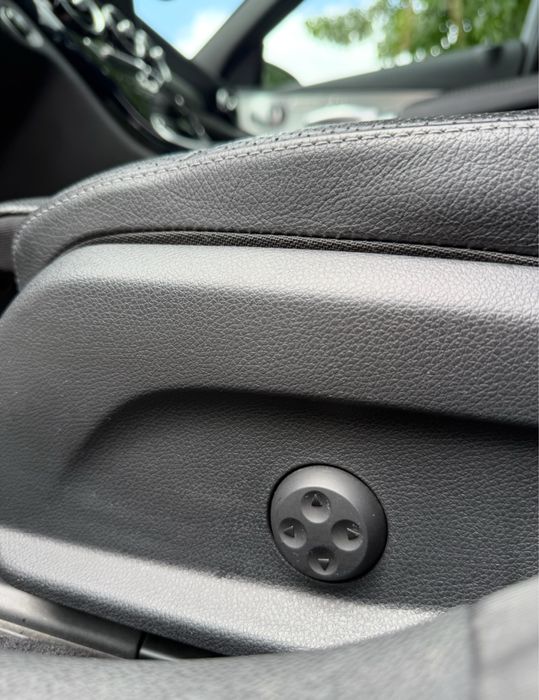 Mercedes C300h AMG (suspensão pneumática)