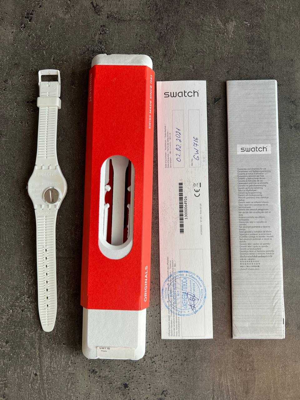 SWATCH OVER WHITE GW716 часи годинник