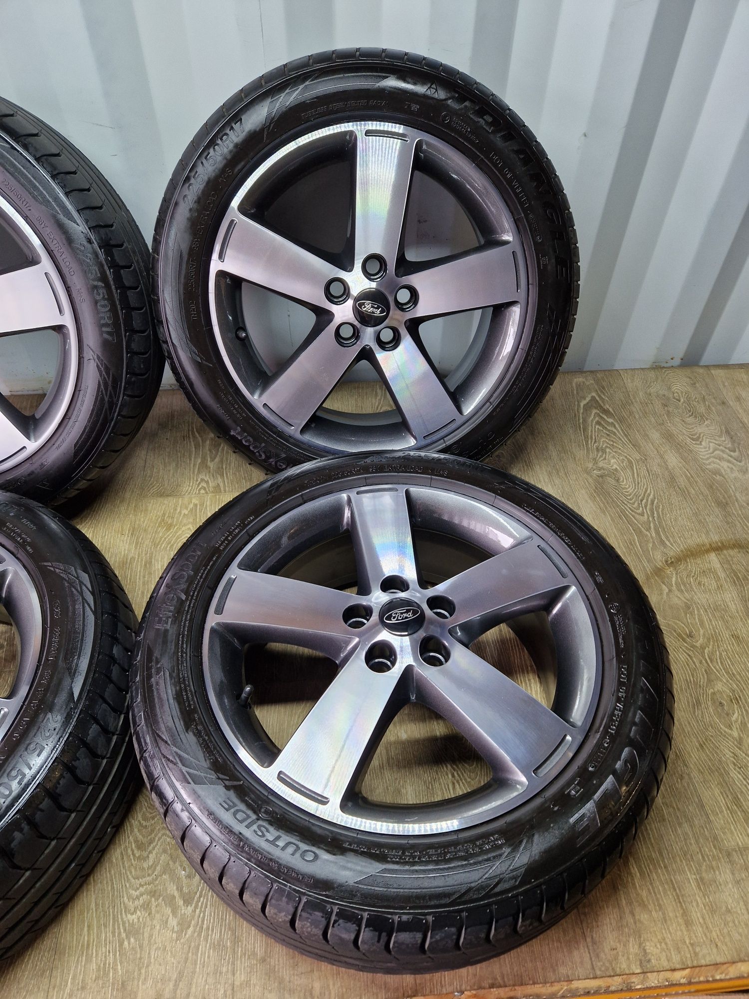 Koła 17 Ford galaxy s max Mondeo 5x108 7j et55 os 63.4