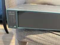 Cisco C2960+24LC-L switch 24 portas 8 POE