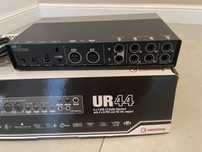 Interfejs UR 44 Steinberg