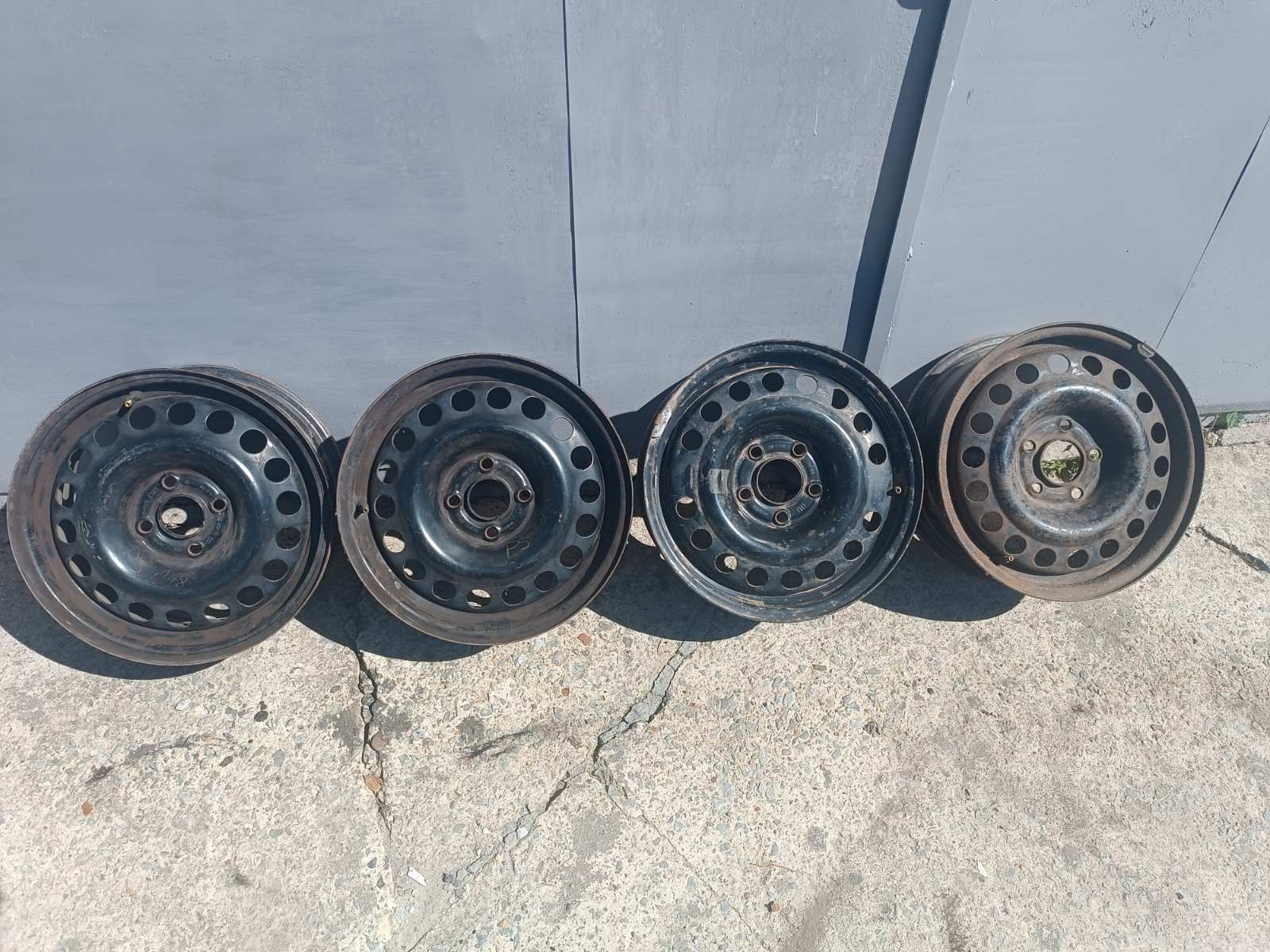 Диски залізні R15