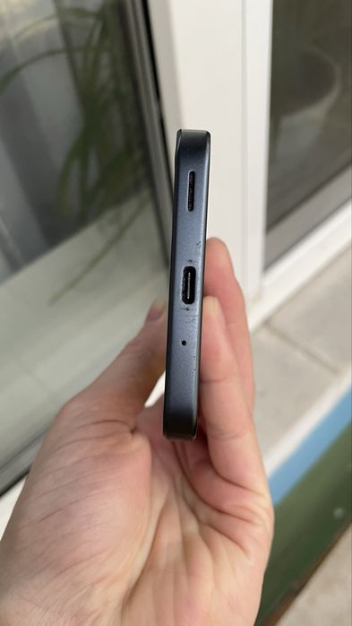 Самсунг а16,4/128